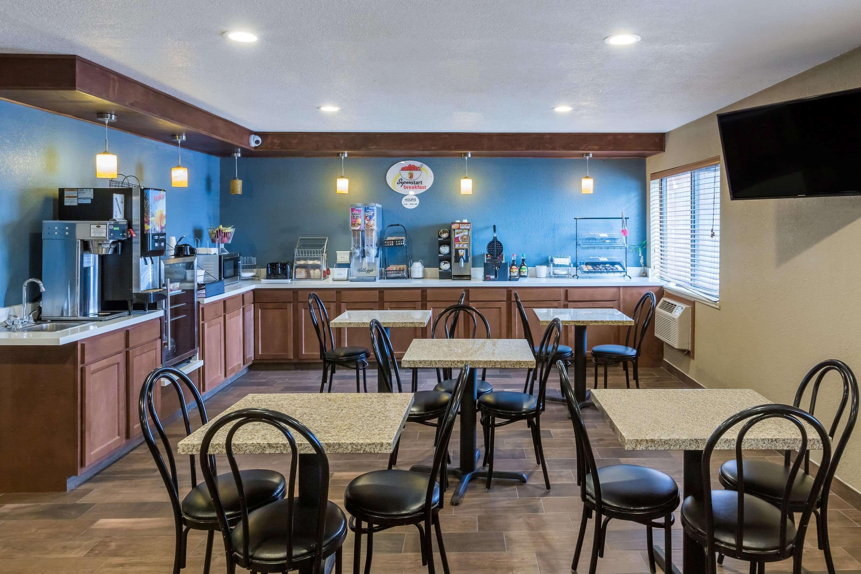 Super 8 By Wyndham Urbandale/Des Moines Area Μοτέλ Εξωτερικό φωτογραφία